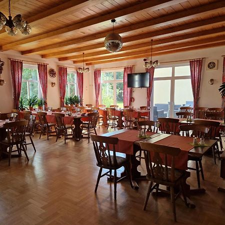 Pension Am Rheinsberger Schlosspark Екстер'єр фото