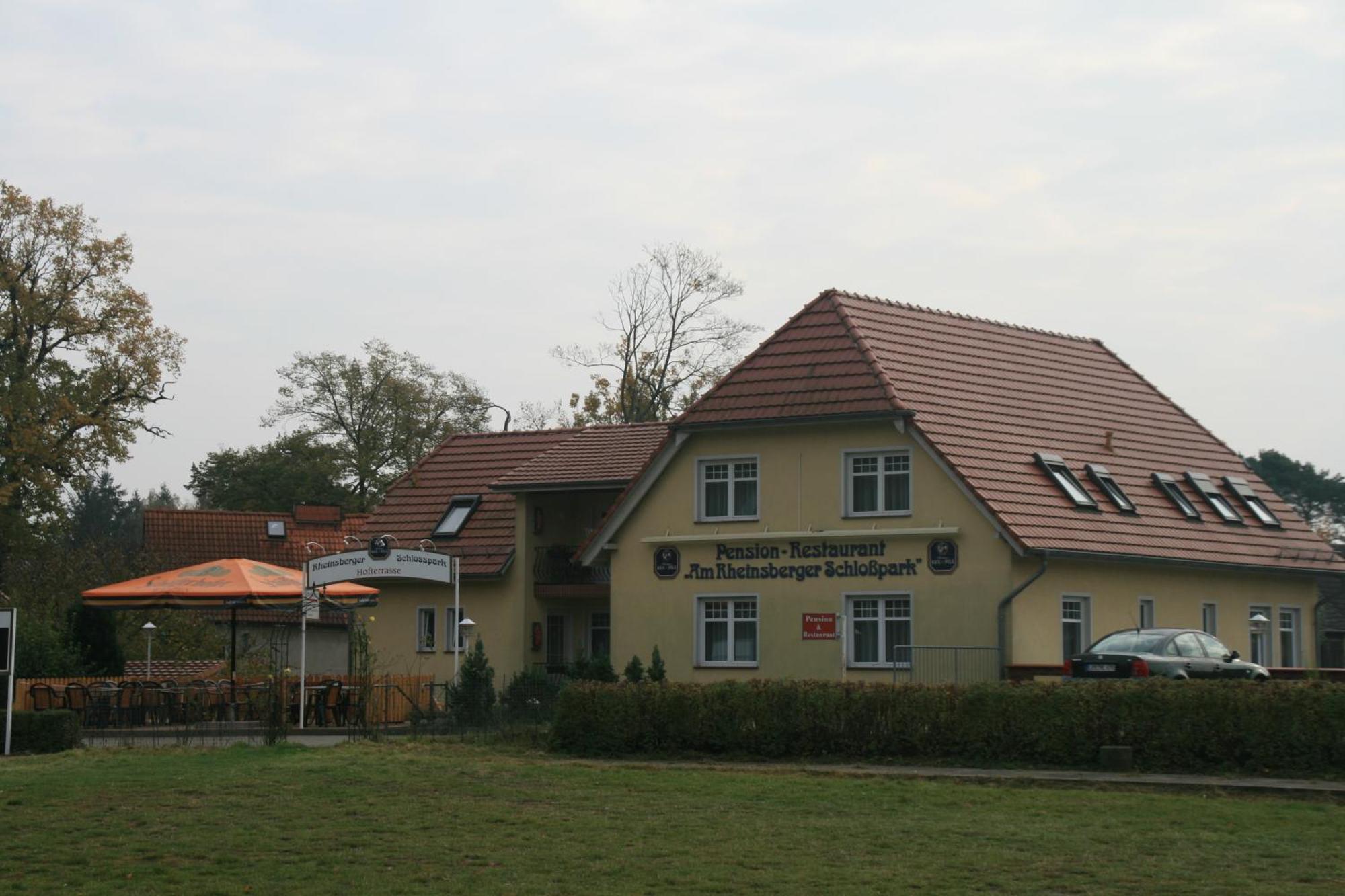 Pension Am Rheinsberger Schlosspark Екстер'єр фото